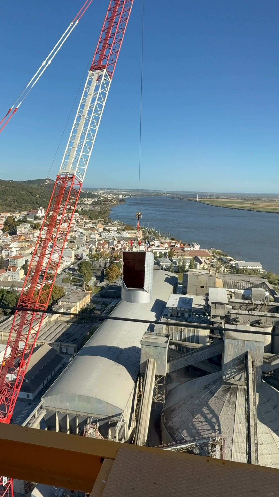 Içamento de Conduta em Altura